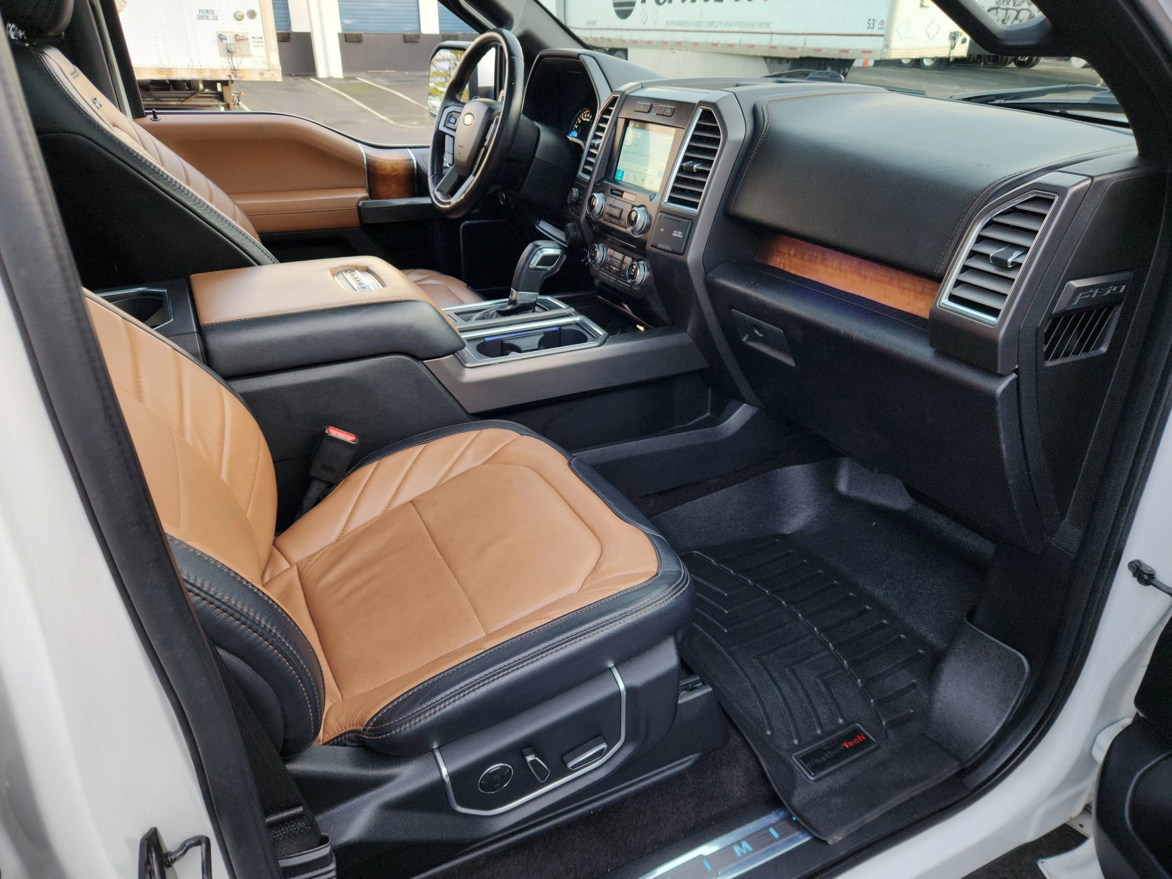 Used 2016 Ford F150 Limited w/ Trailer Tow Package image 22