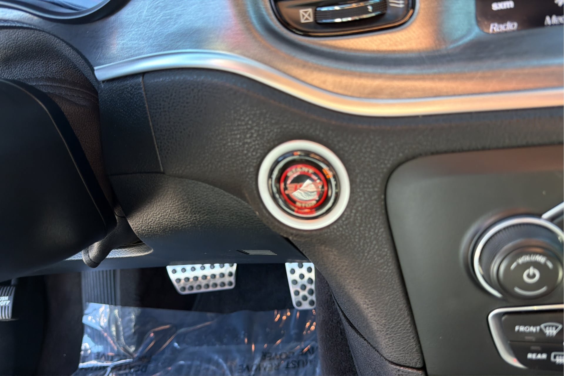 Used 2018 Dodge Charger R/T RWD image 24