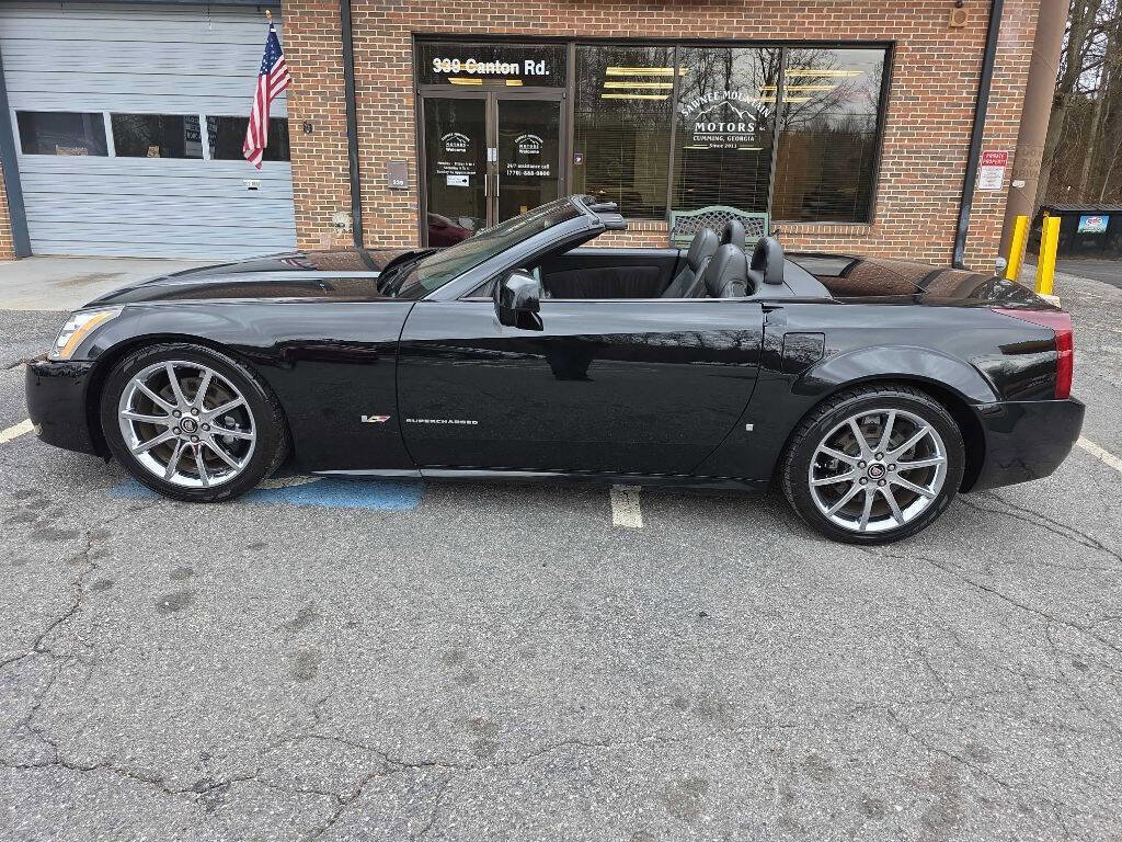 Used 2008 Cadillac XLR V image 4