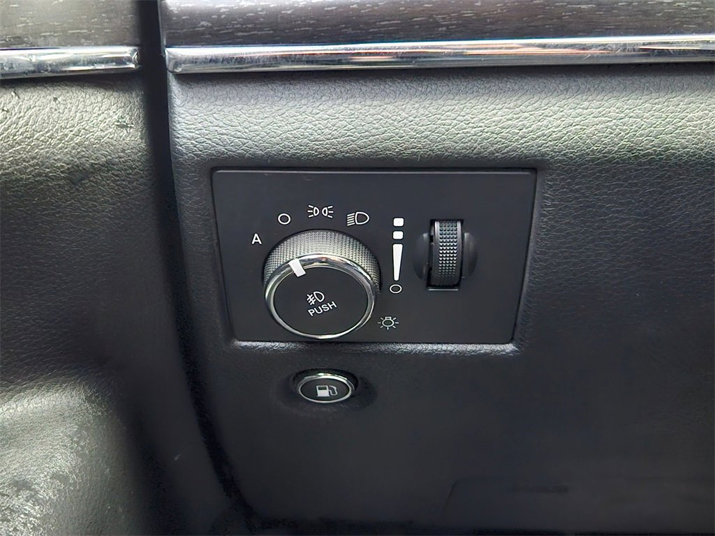 Used 2015 Jeep Grand Cherokee Limited w/ Trailer Tow Group IV image 20