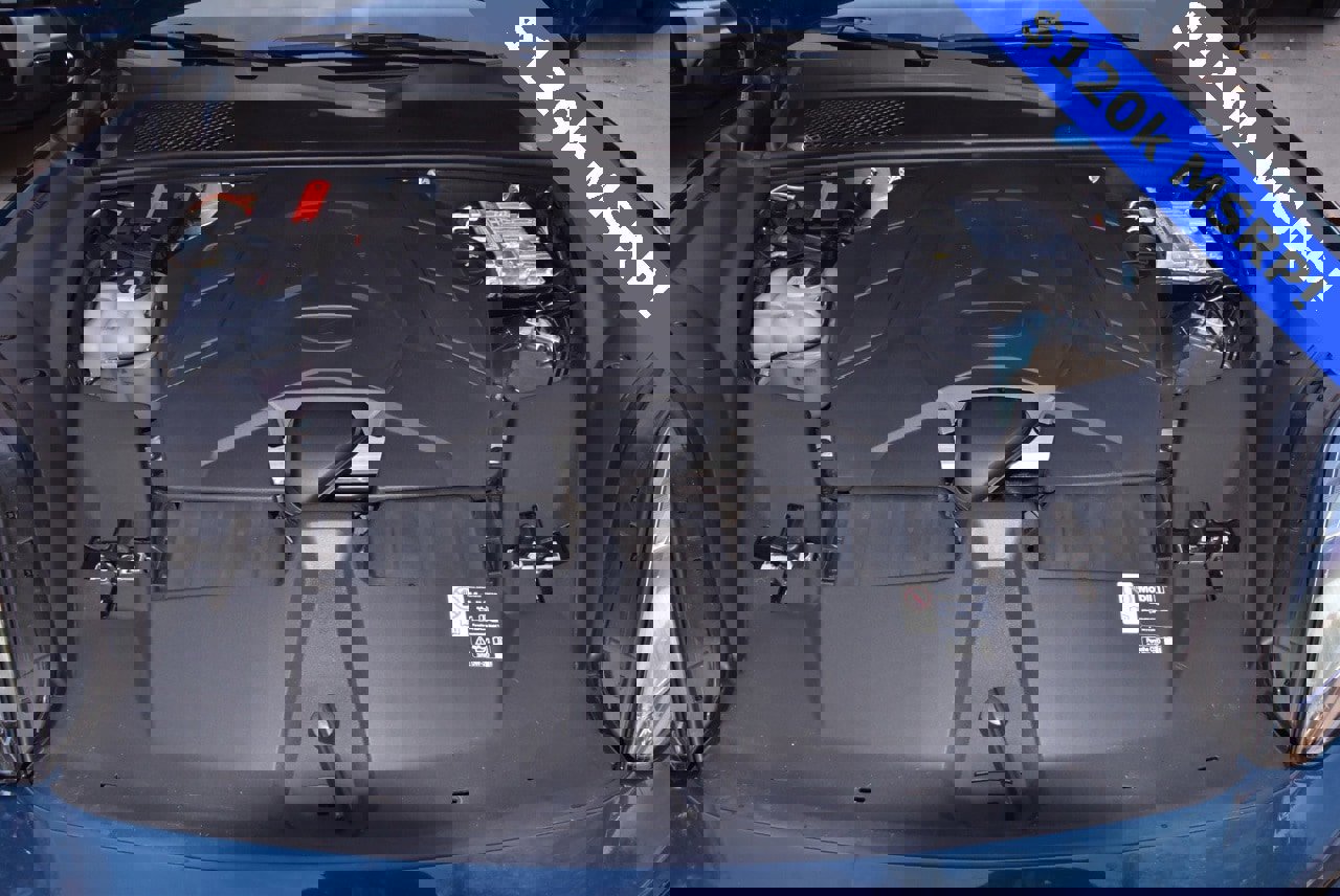 Used 2025 Porsche Cayenne image 38