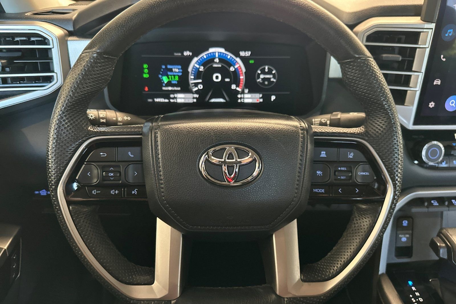 Used 2024 Toyota Tundra Limited w/ TRD Off-Road Package AWD/4WD image 25