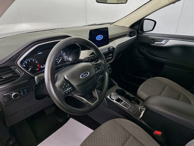 Used 2020 Ford Escape SE image 10