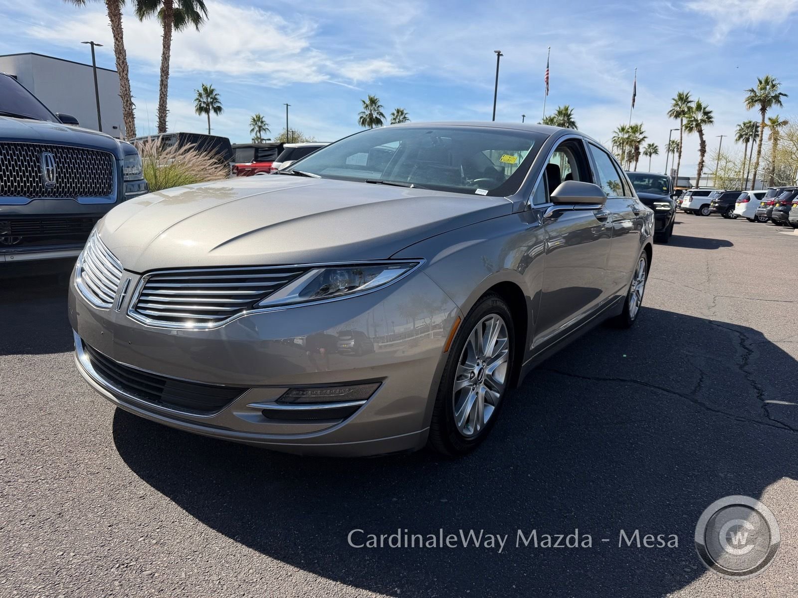 Used 2016 Lincoln MKZ image 5