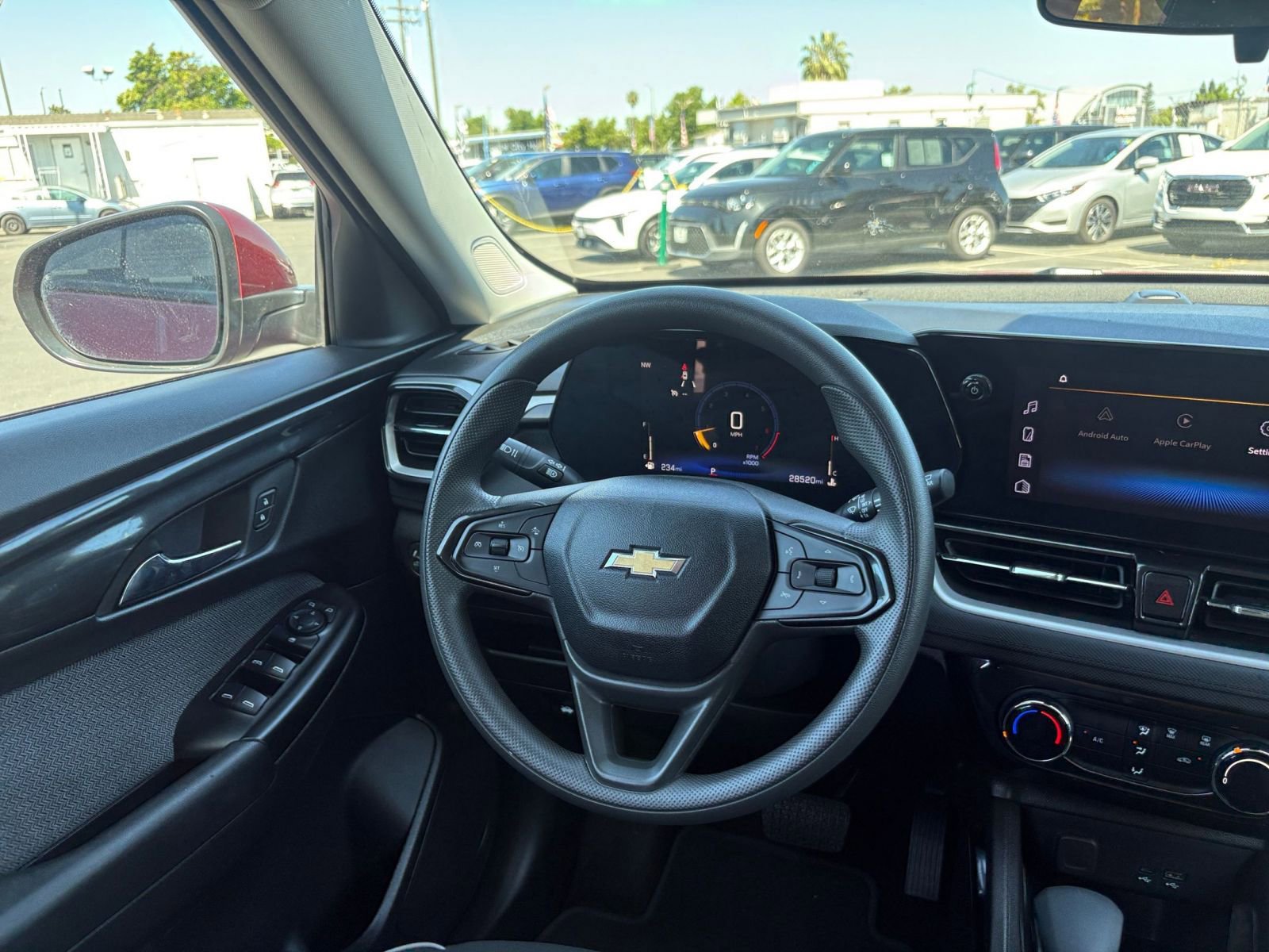 Used 2025 Chevrolet TrailBlazer LT FWD image 33