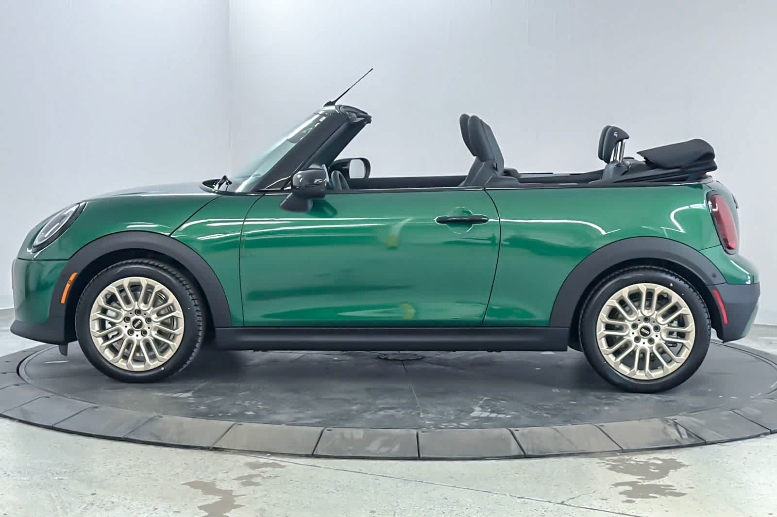 New 2026 MINI Cooper S FWD image 5