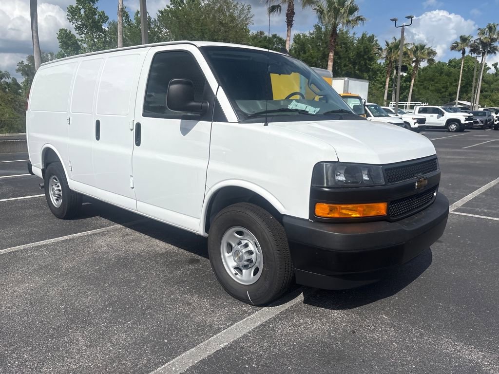New 2025 Chevrolet Express 2500 w/ Driver Convenience Package image 7