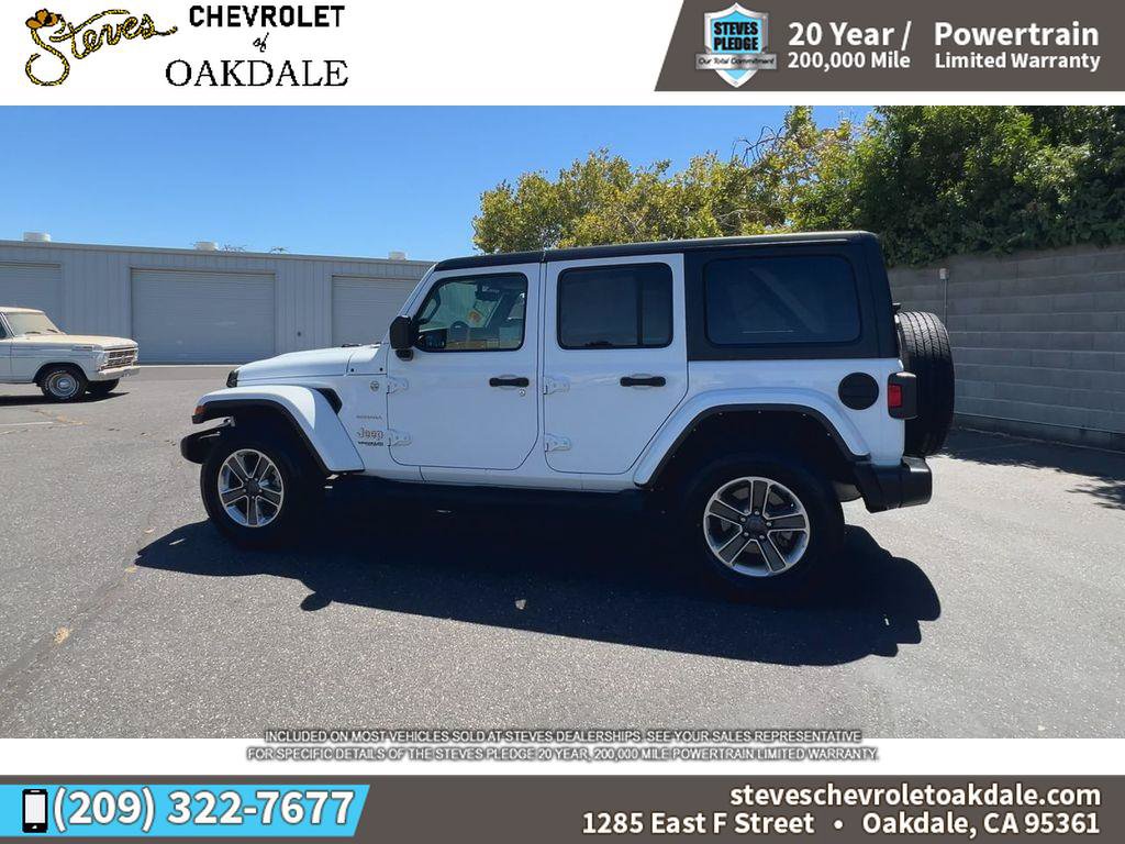 Used 2022 Jeep Wrangler Unlimited Sahara AWD/4WD image 8