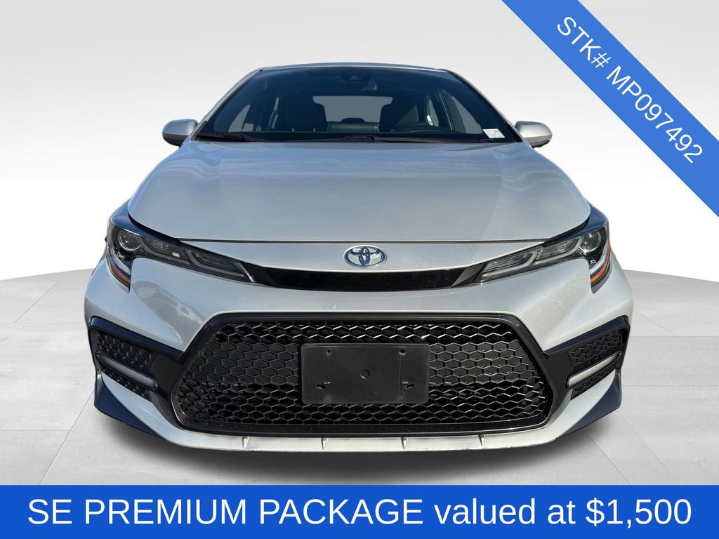 Used 2021 Toyota Corolla SE w/ SE Premium Package image 2