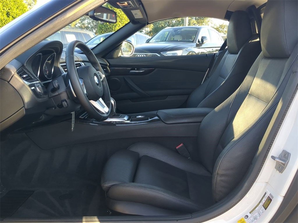 Used 2016 BMW Z4 sDrive28i image 16