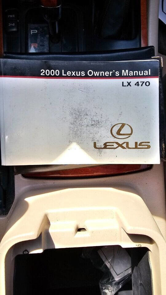 Used 2000 Lexus LX 470 4WD image 22