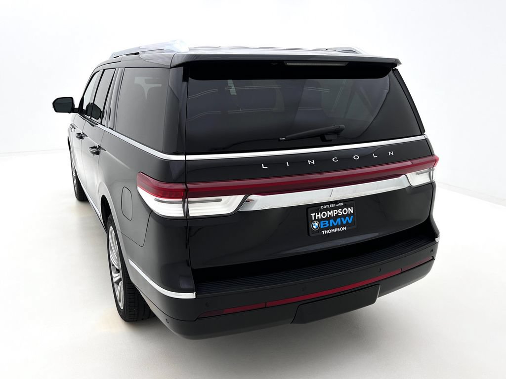 Used 2022 Lincoln Navigator L Reserve AWD/4WD image 8
