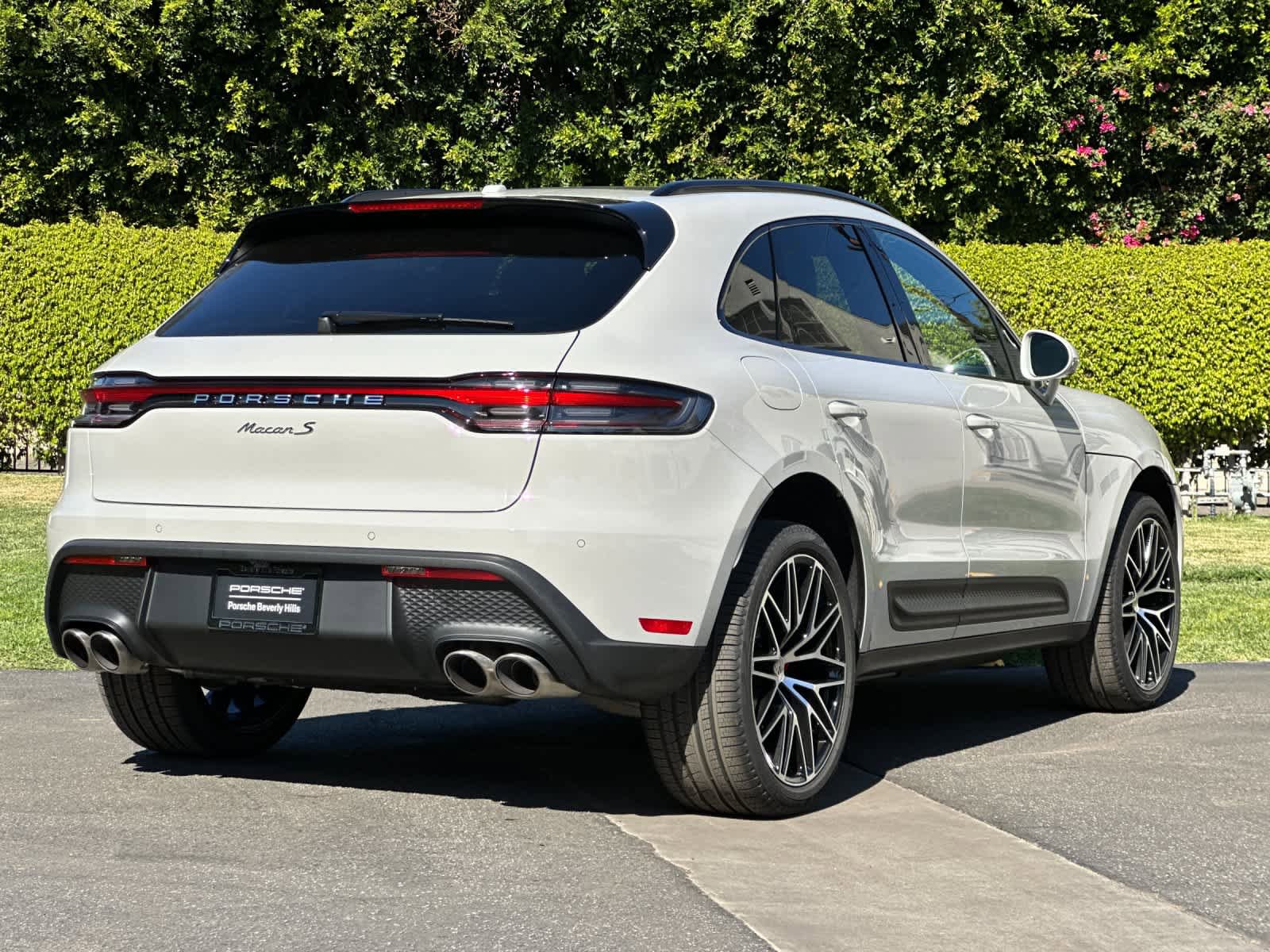 New 2026 Porsche Macan S AWD/4WD image 8