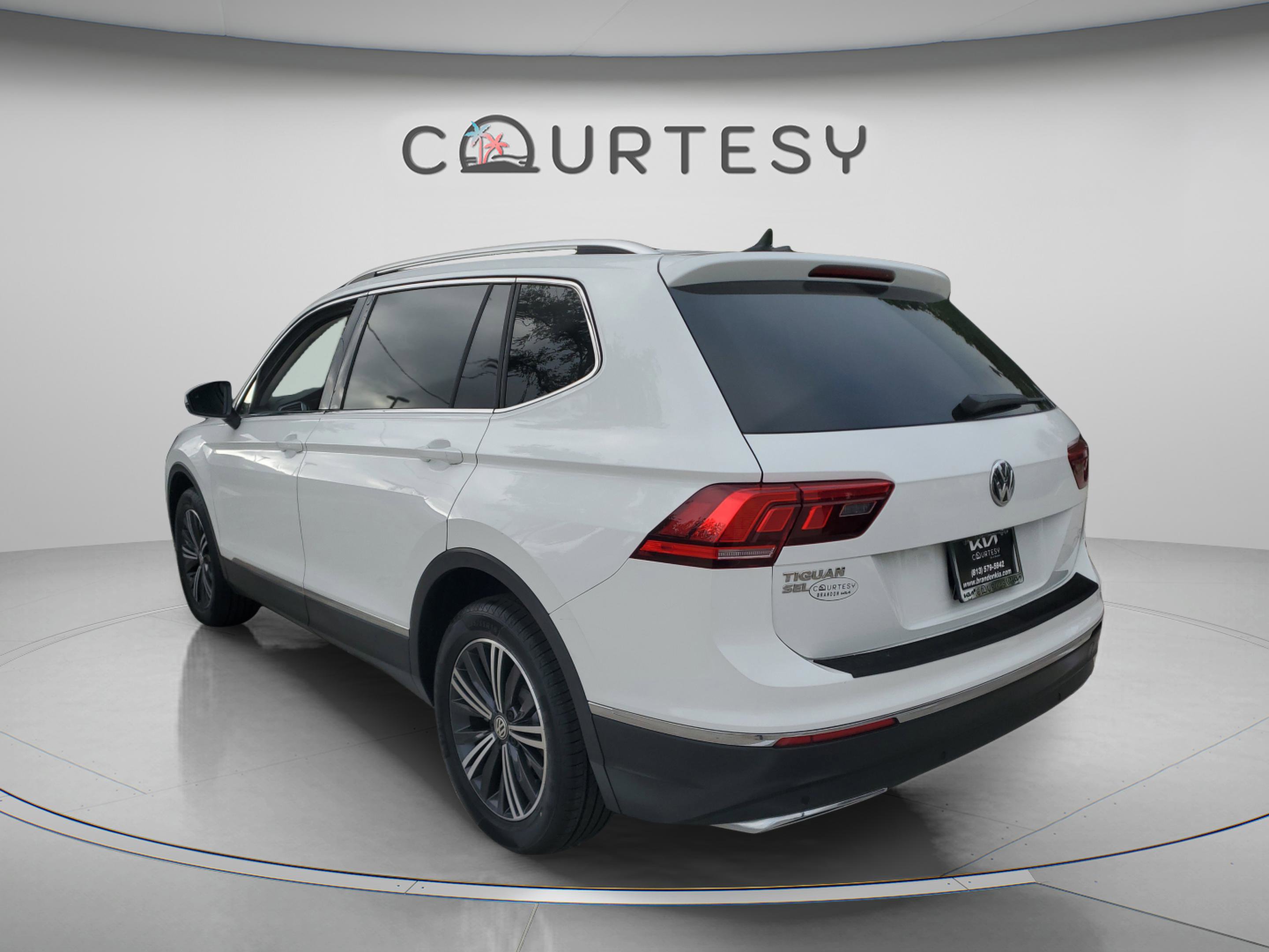 Used 2019 Volkswagen Tiguan S FWD image 2