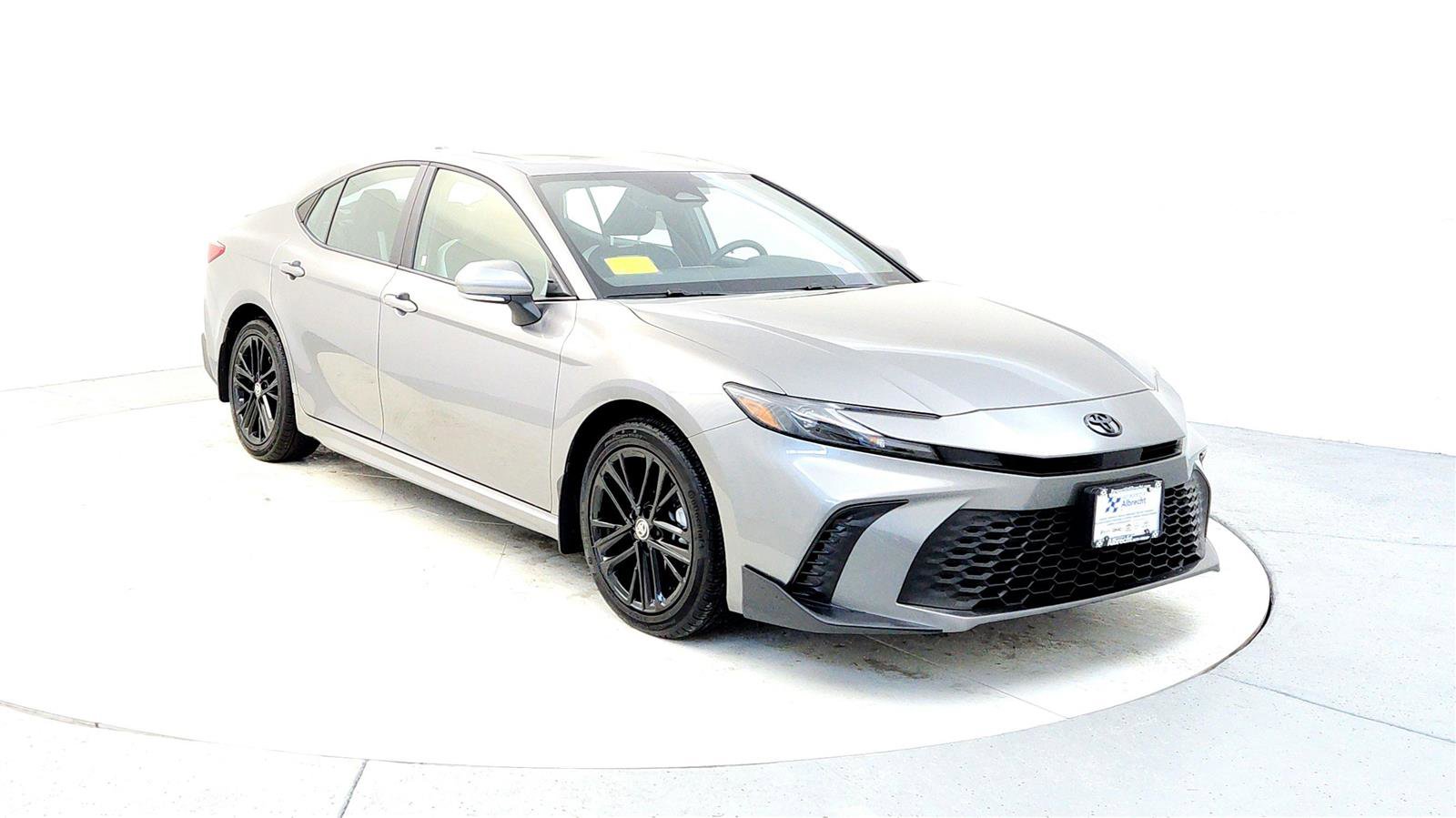 Certified 2025 Toyota Camry SE image 8