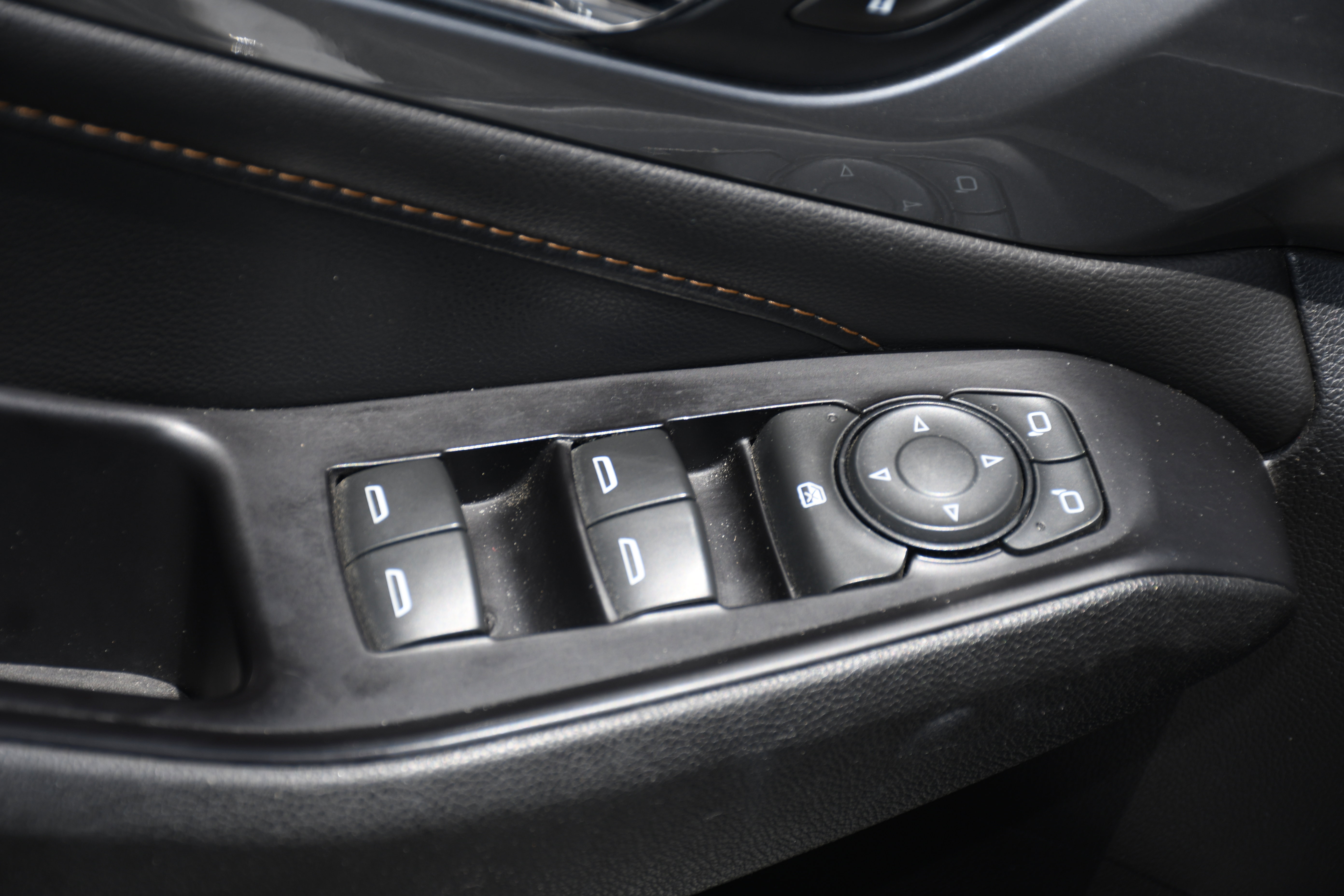 Used 2019 Chevrolet Traverse LS FWD image 10