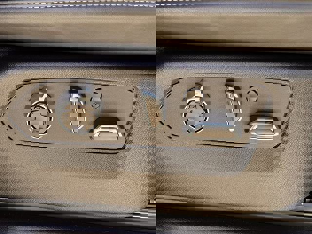 Certified 2024 Cadillac Escalade V w/ Heavy-Duty Trailer Package image 29