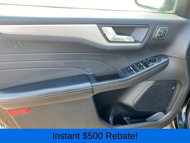 Used 2023 Ford Escape Platinum image 16