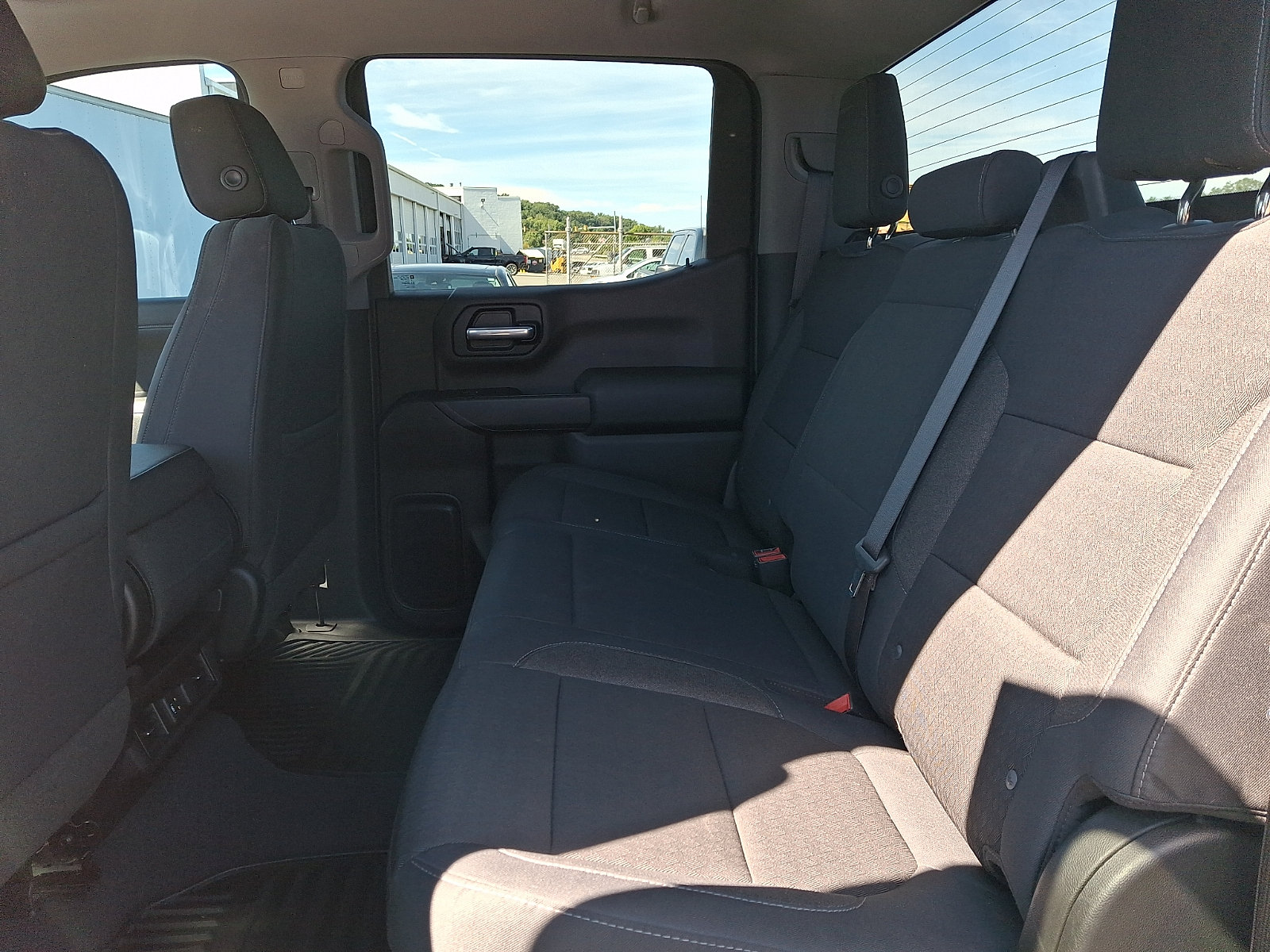 Certified 2019 Chevrolet Silverado 1500 LT w/ All-Star Edition AWD/4WD image 10