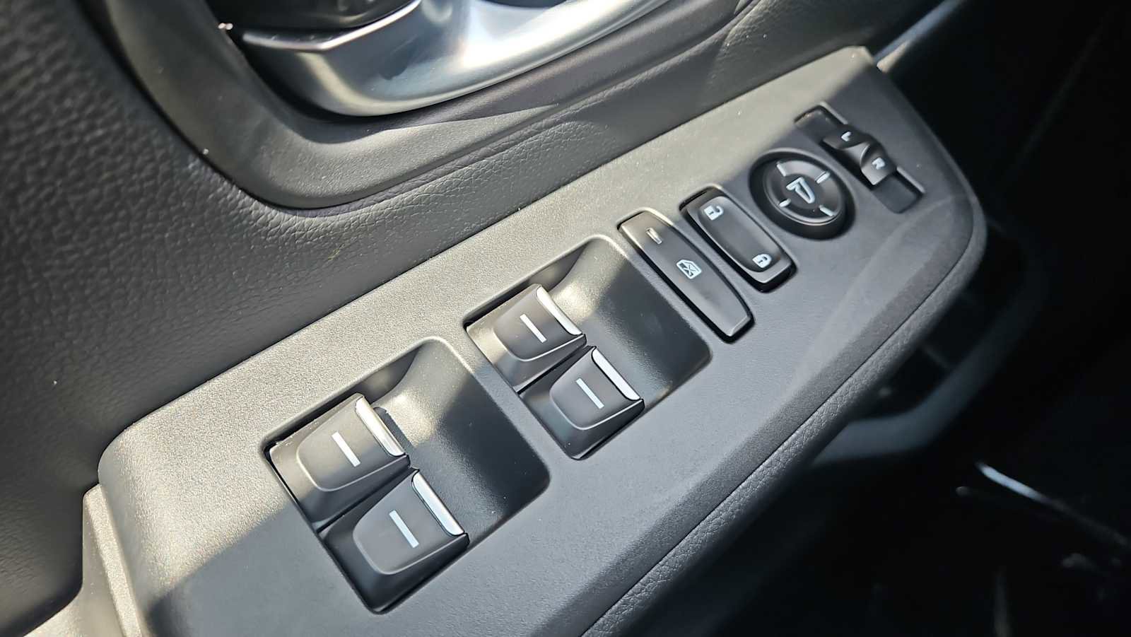 Certified 2025 Honda Pilot Sport image 15