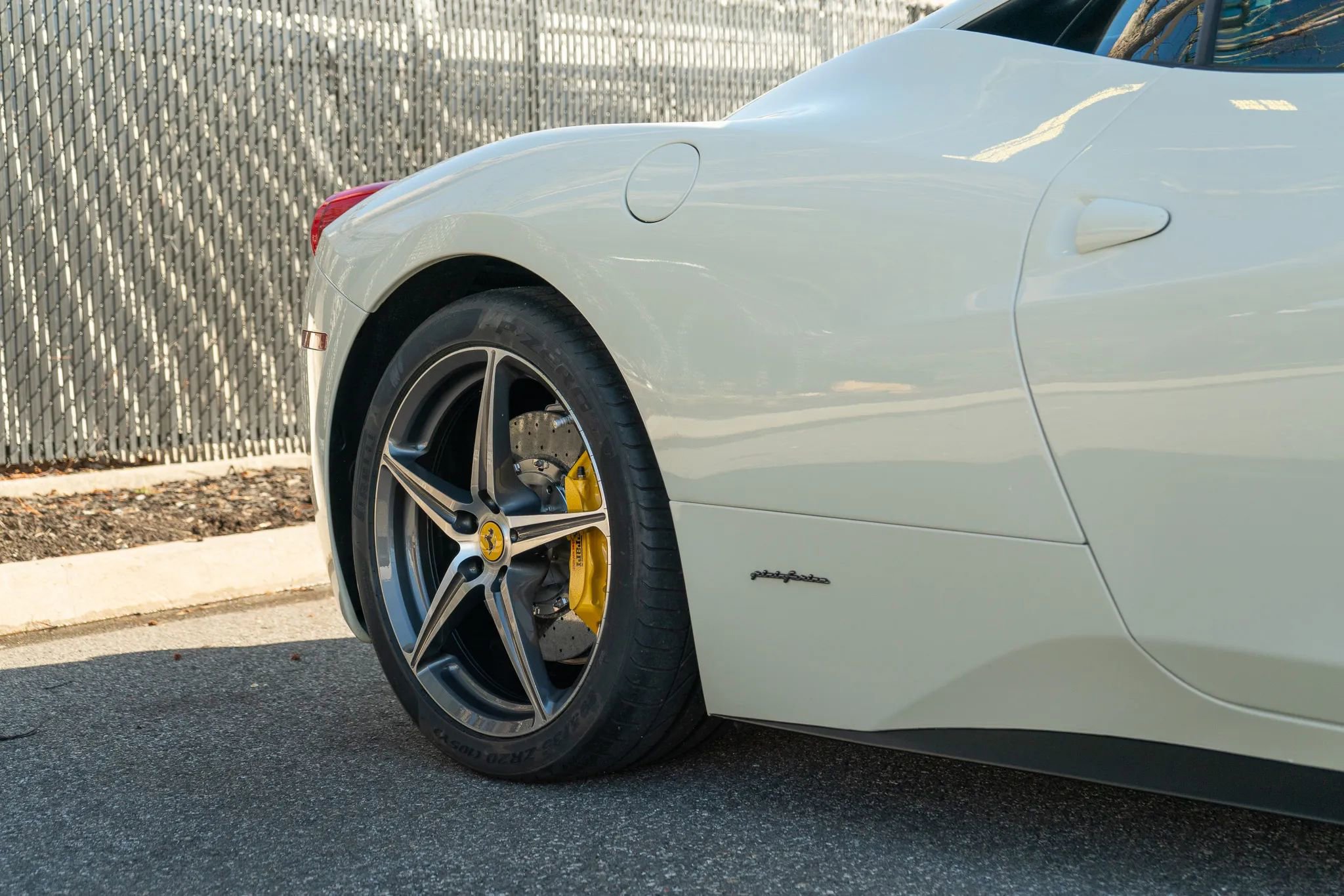 Used 2015 Ferrari 458 Italia Coupe 2D image 32