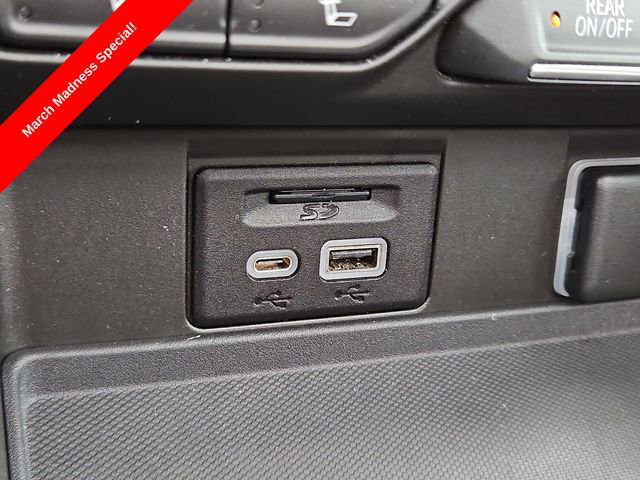 Used 2021 Chevrolet Tahoe RST w/ Luxury Package image 27