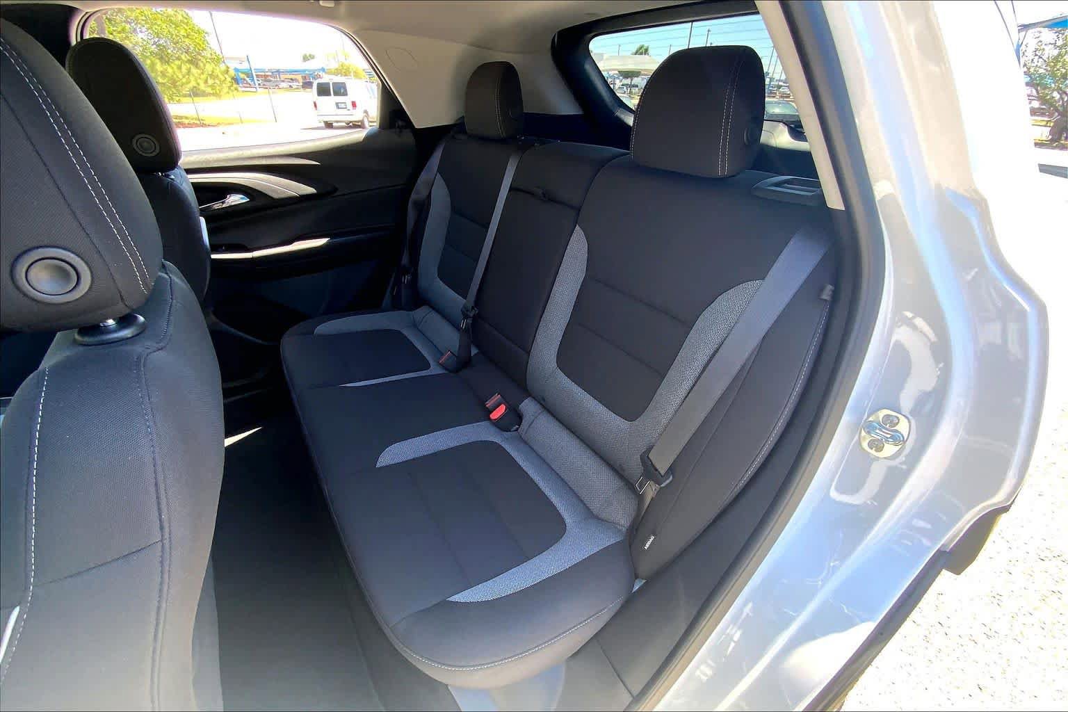 Used 2025 Chevrolet TrailBlazer LT w/ Convenience Package FWD image 42