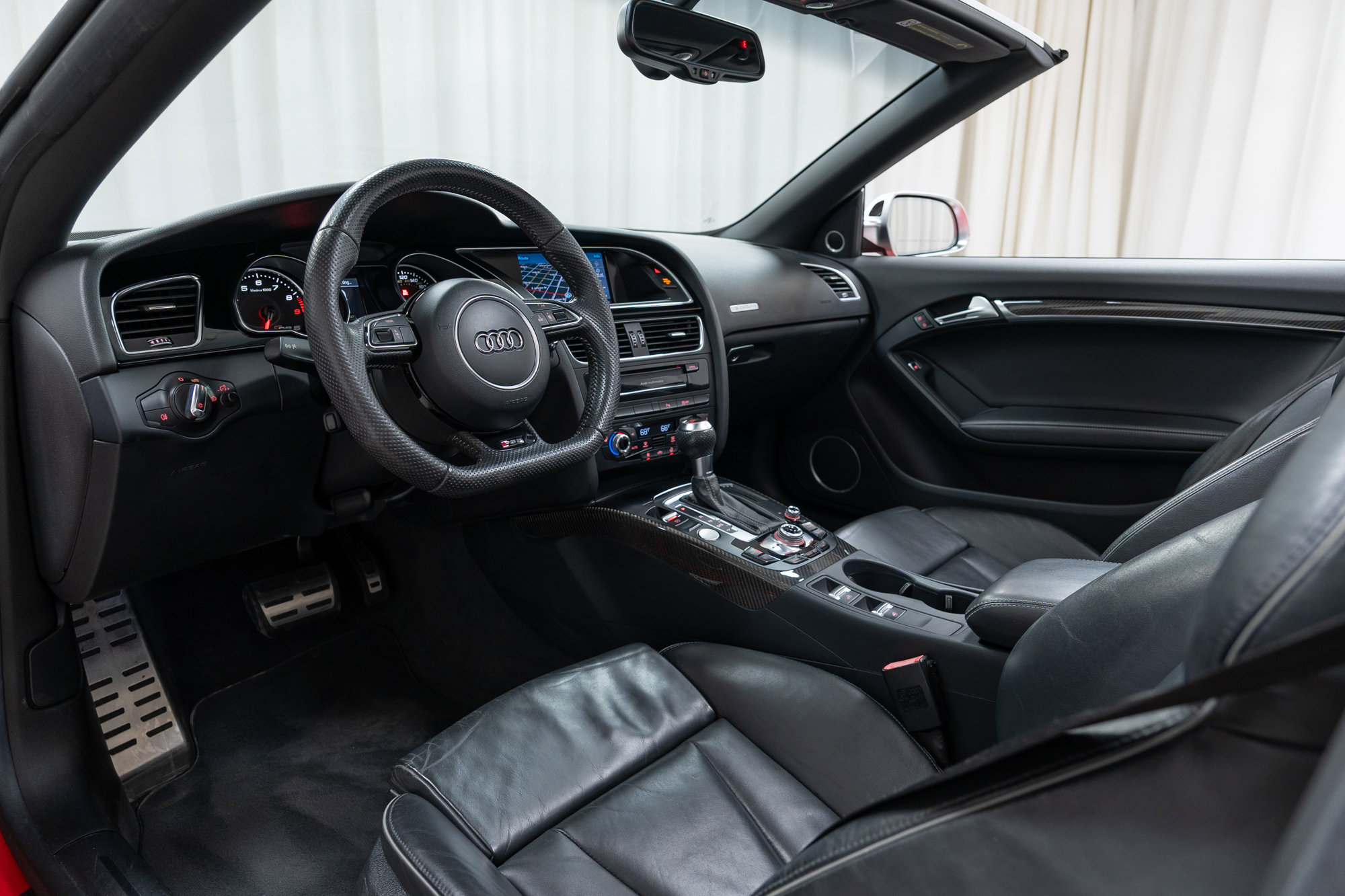 Used 2013 Audi RS 5 Cabriolet w/ Audi MMI Navigation Plus Pkg image 12