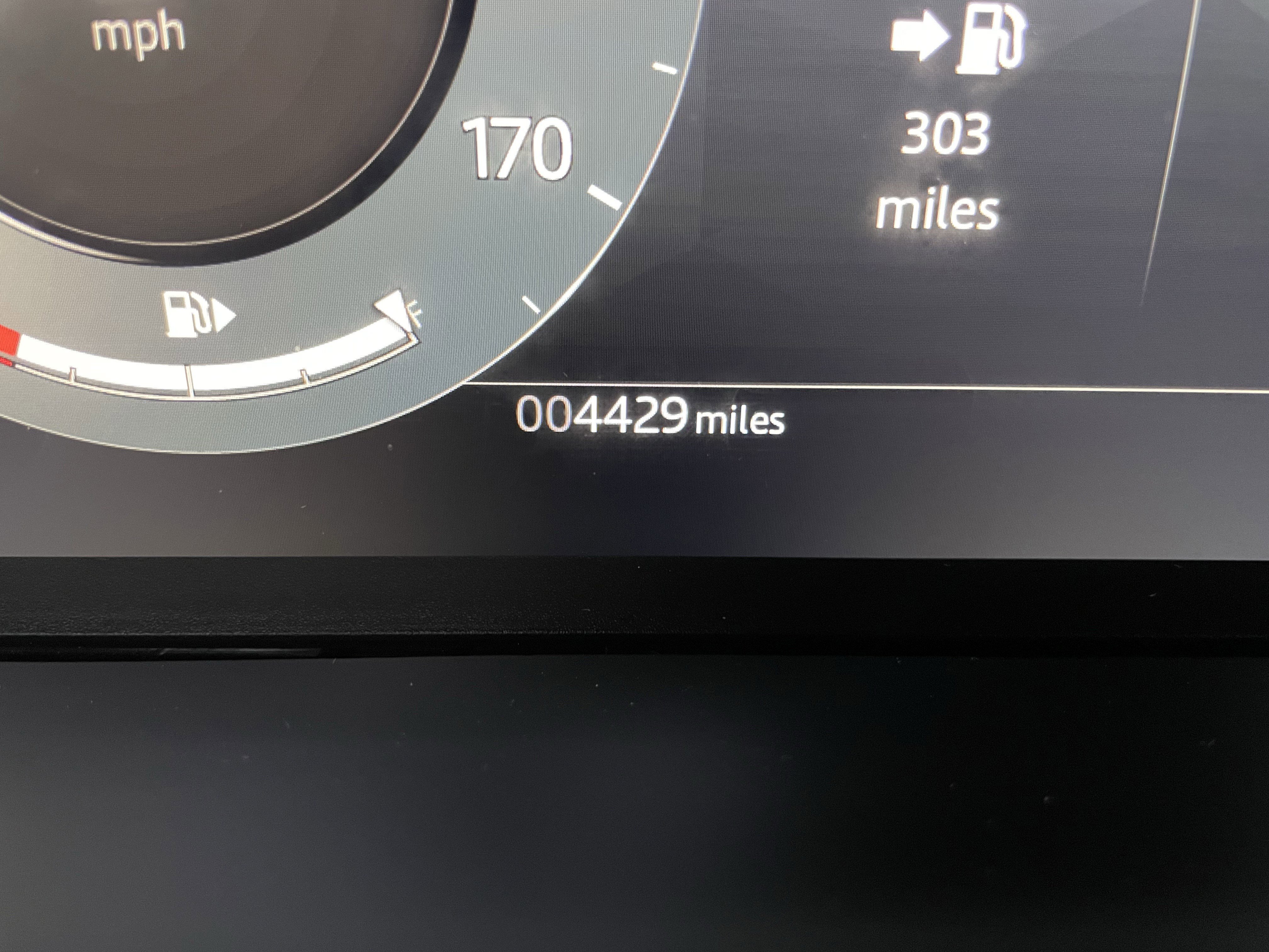 Certified 2024 Land Rover Range Rover Evoque S image 25