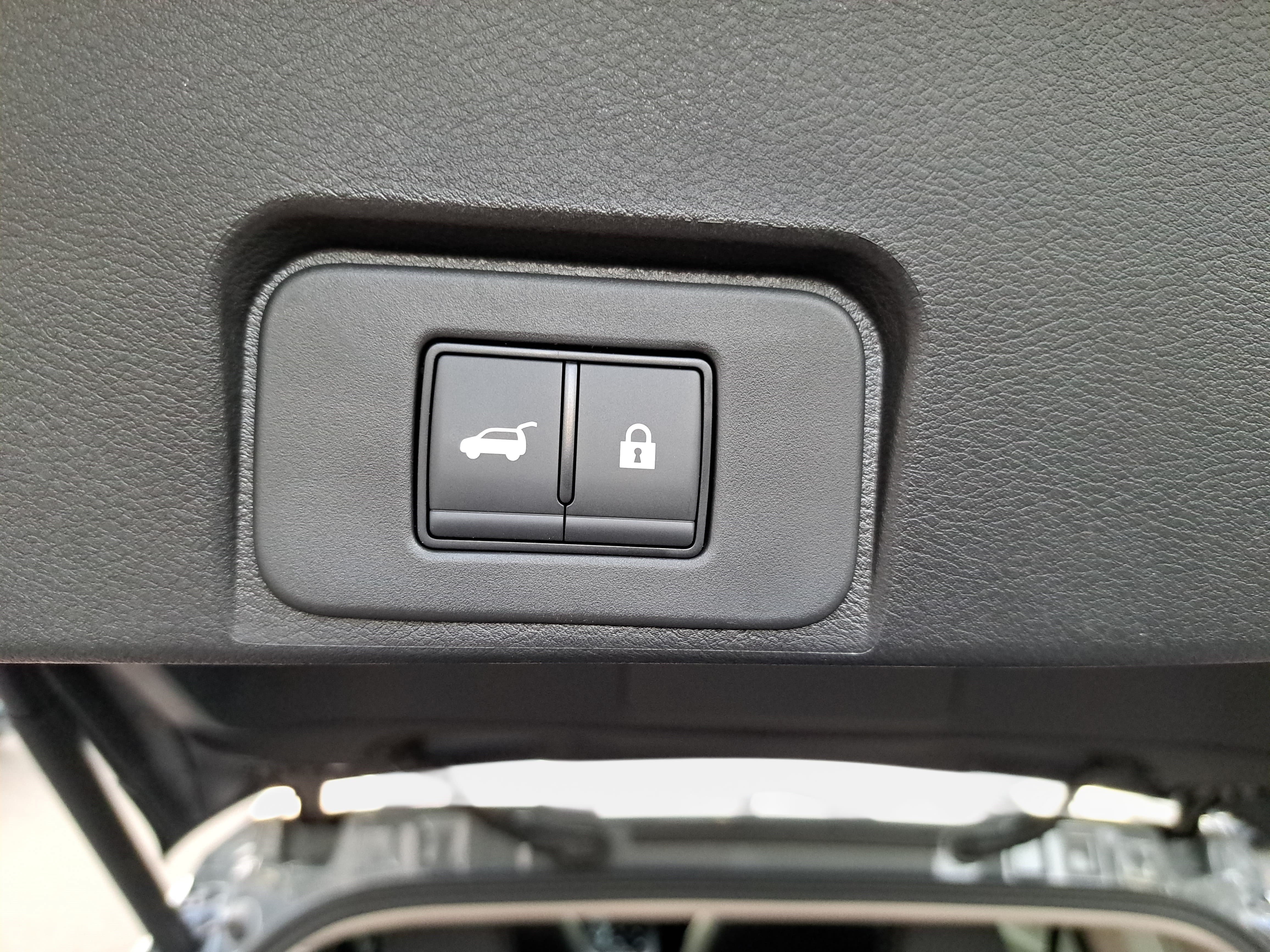 Used 2026 Nissan Rogue SV AWD/4WD image 13