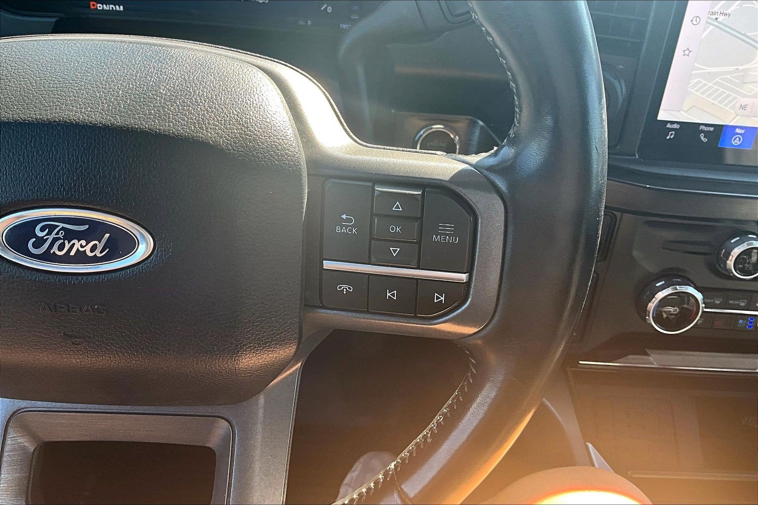 Used 2023 Ford F250 Lariat w/ Lariat Ultimate Package AWD/4WD image 20