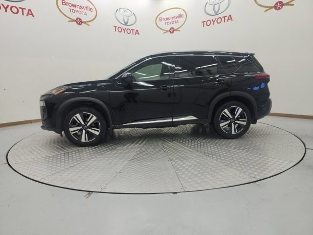 Used 2023 Nissan Rogue SL w/ SL Premium Package FWD image 5