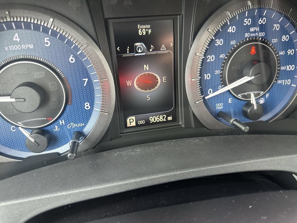 Used 2015 Toyota Sienna XLE Premium AWD/4WD image 22