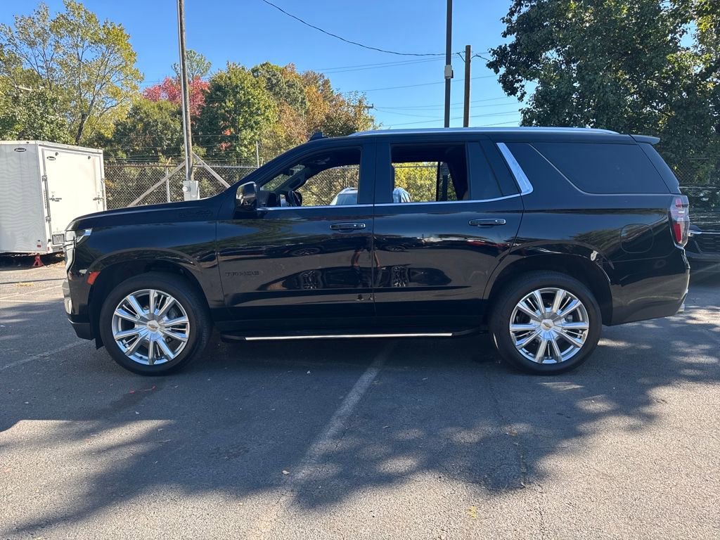 Used 2023 Chevrolet Tahoe High Country image 2