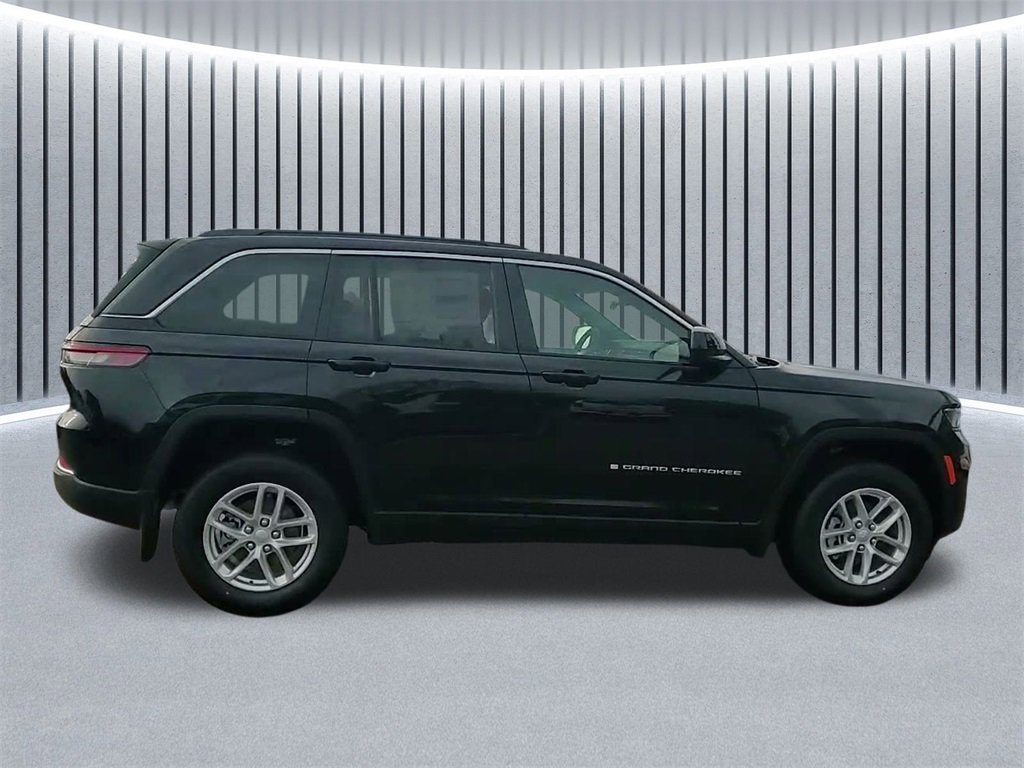 New 2025 Jeep Grand Cherokee Laredo X w/ Luxury Tech Group I image 6