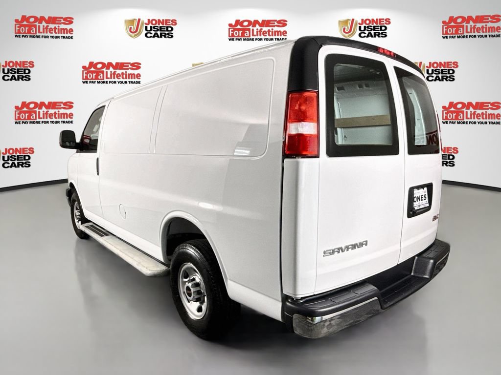 Used 2025 GMC Savana 2500 w/ Driver Convenience Package RWD image 2