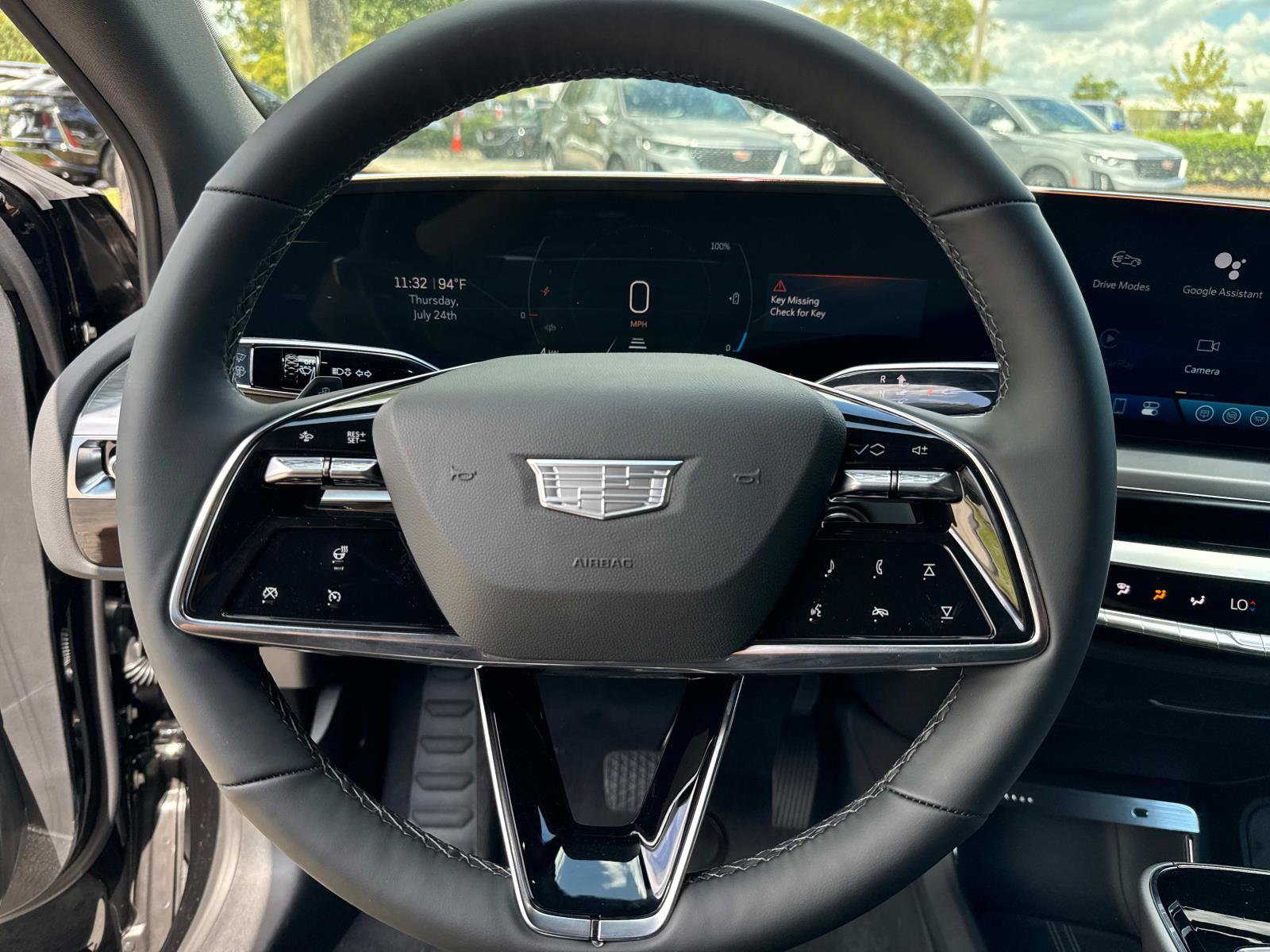 New 2025 Cadillac Lyriq Luxury image 25