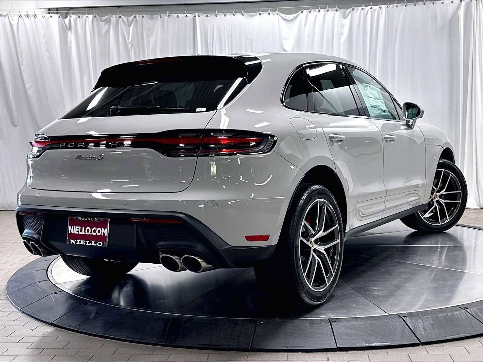 New 2026 Porsche Macan S AWD/4WD image 7