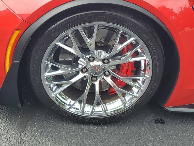 Used 2016 Chevrolet Corvette Z06 w/ 3LZ Preferred Equipment Group RWD image 27