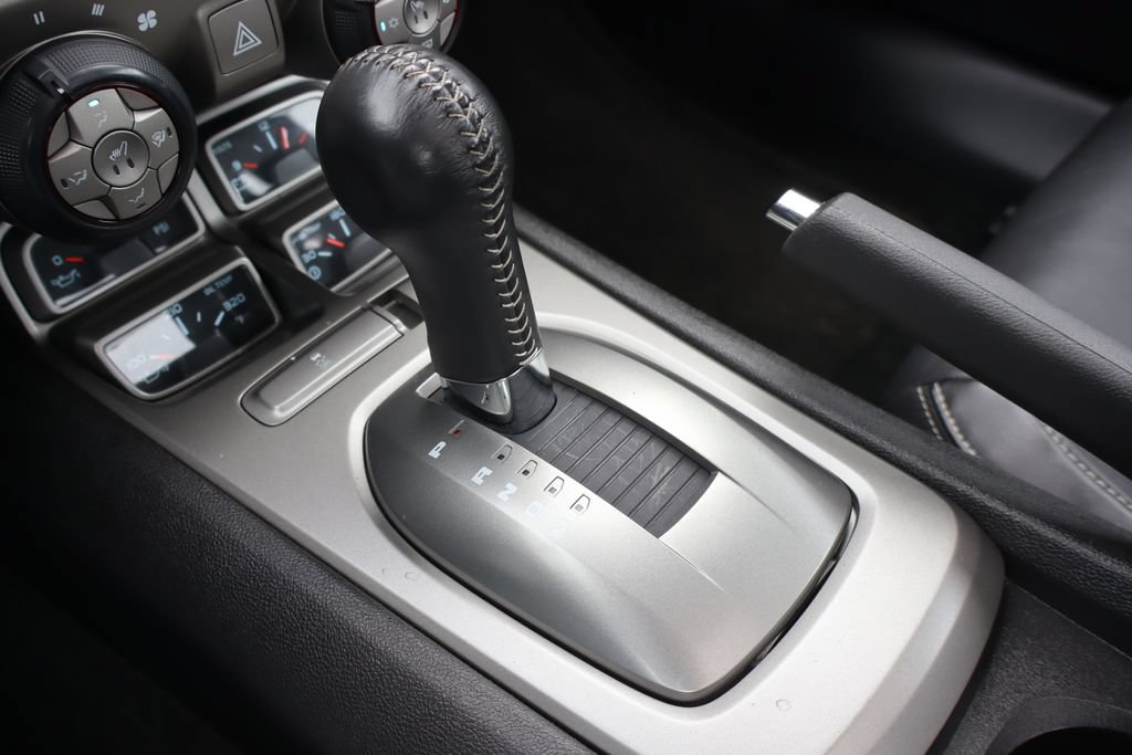 Used 2015 Chevrolet Camaro SS w/ RS Package RWD image 8