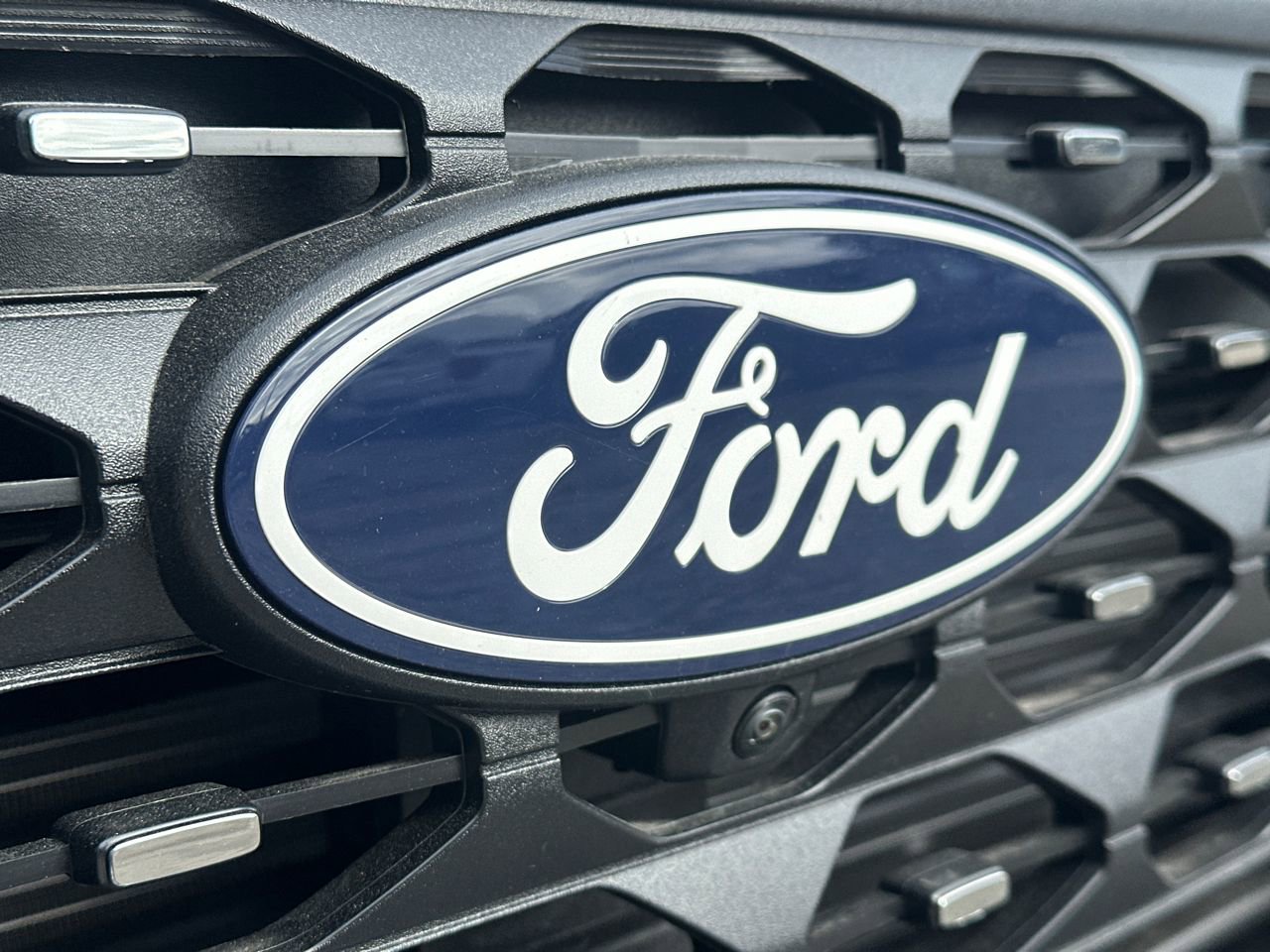 New 2025 Ford Maverick Lariat w/ 4K Tow Package image 13