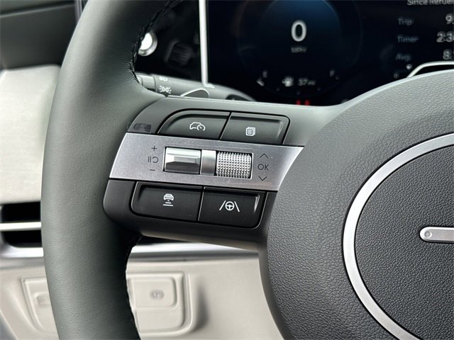 New 2025 Hyundai Tucson Limited image 18