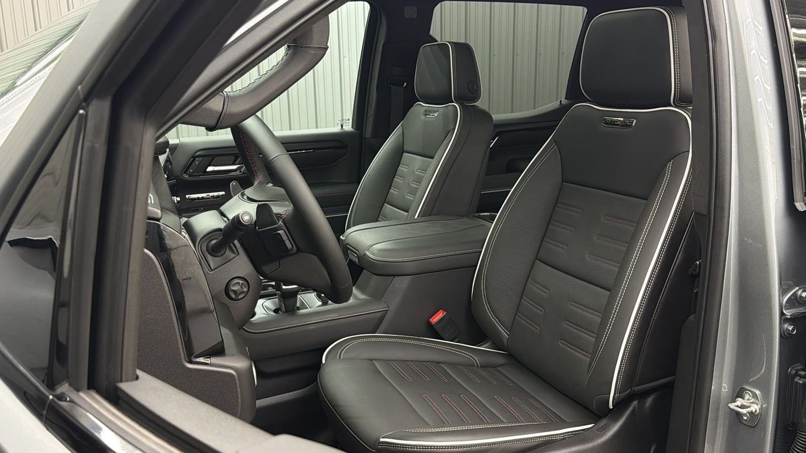 Used 2026 GMC Sierra 1500 AT4X AWD/4WD image 34