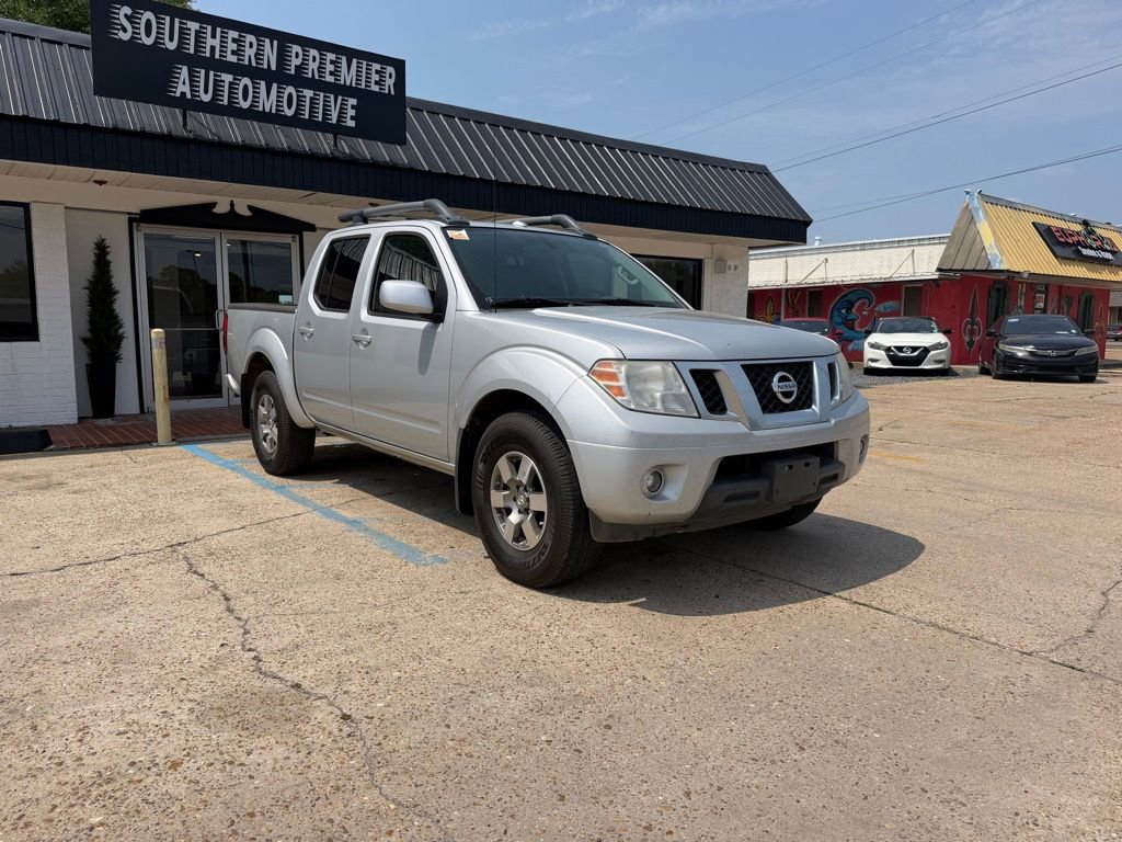 Used 2013 Nissan Frontier PRO-4X w/ Pro-4x Luxury Pkg AWD/4WD image 3