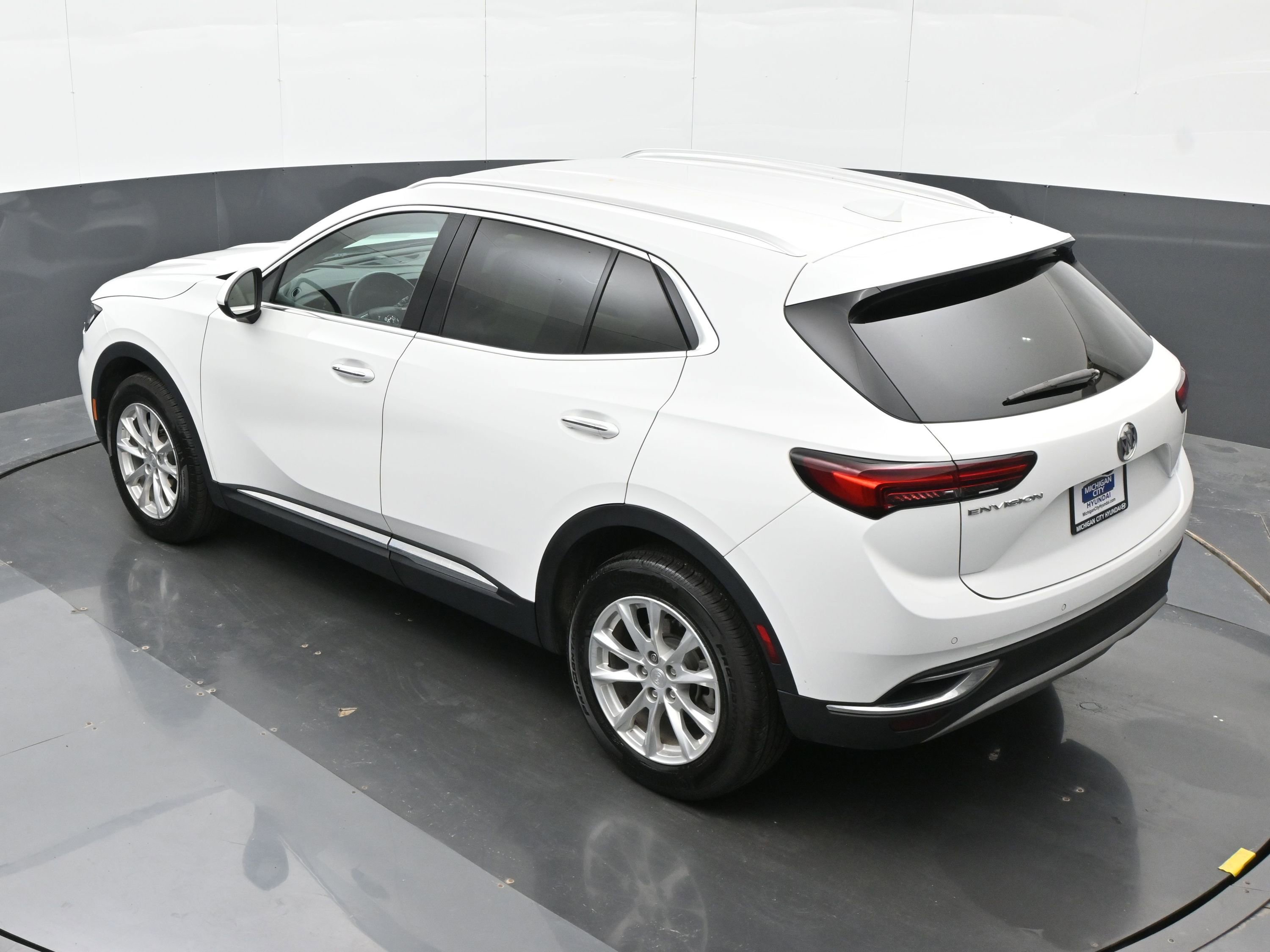 Used 2021 Buick Envision Preferred FWD image 35
