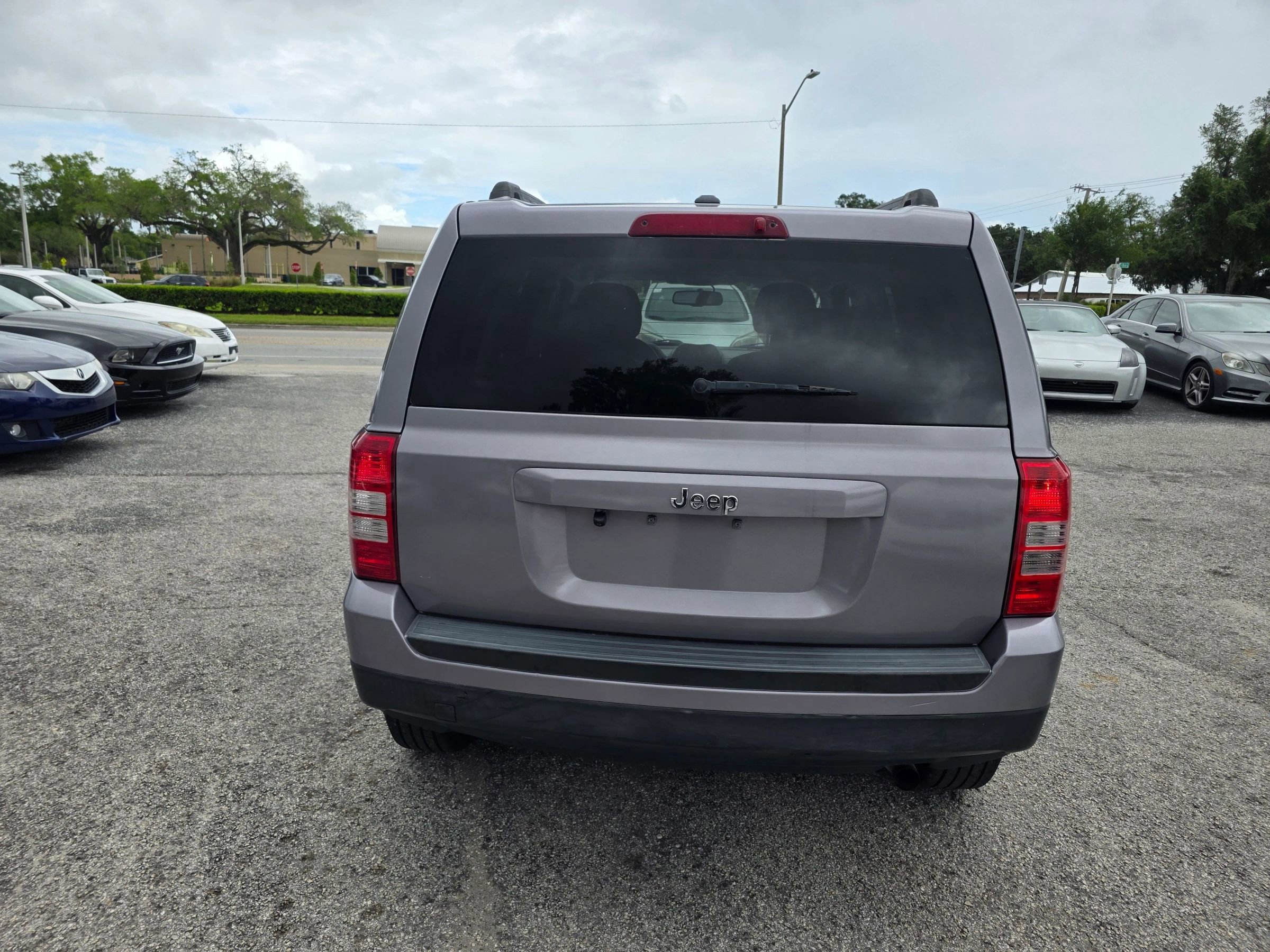 Used 2016 Jeep Patriot Sport w/ Power Value Group FWD image 6