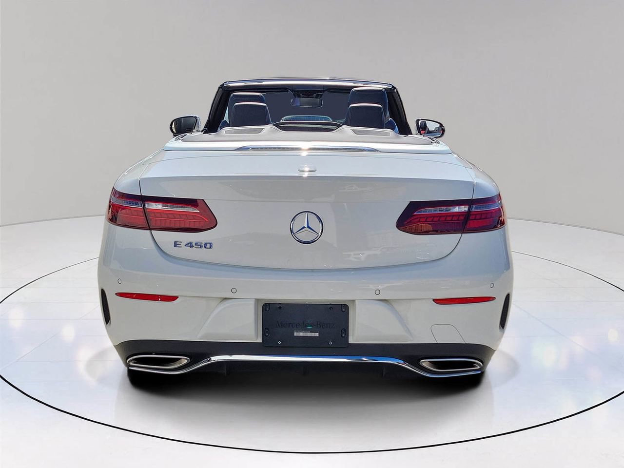 Used 2023 Mercedes-Benz E 450 Cabriolet image 6