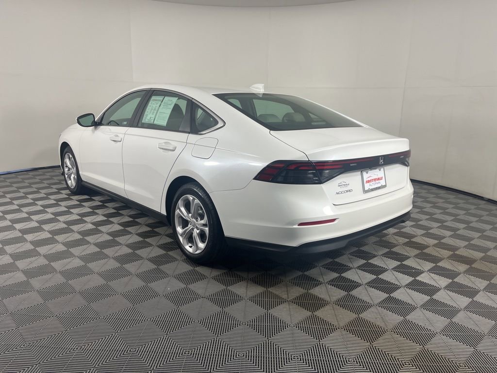 Used 2025 Honda Accord LX image 3