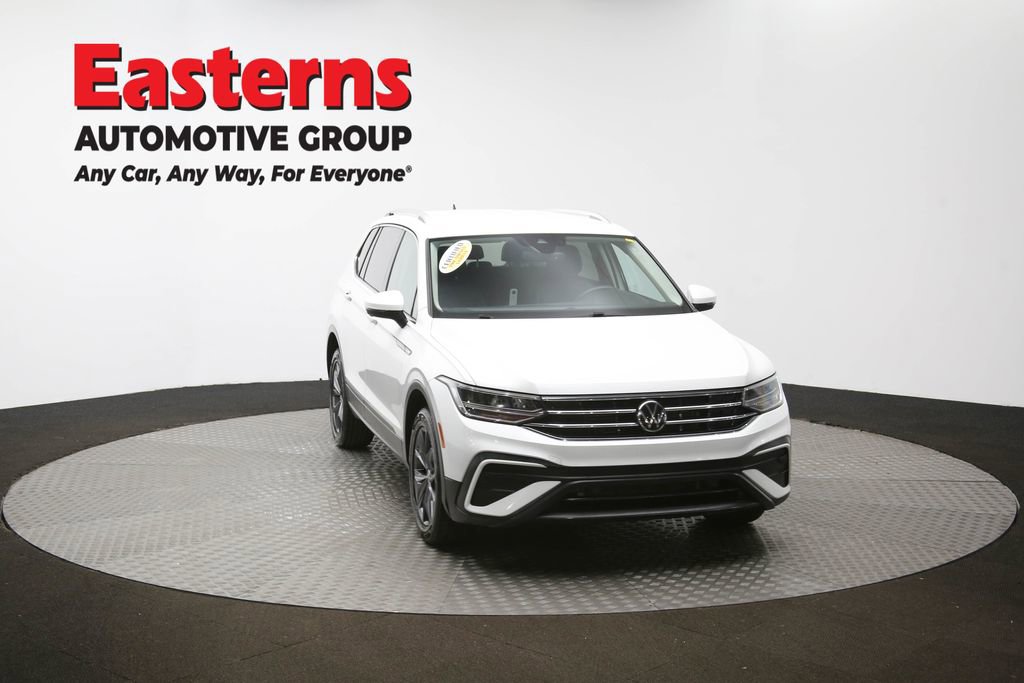 Used 2023 Volkswagen Tiguan SE image 49