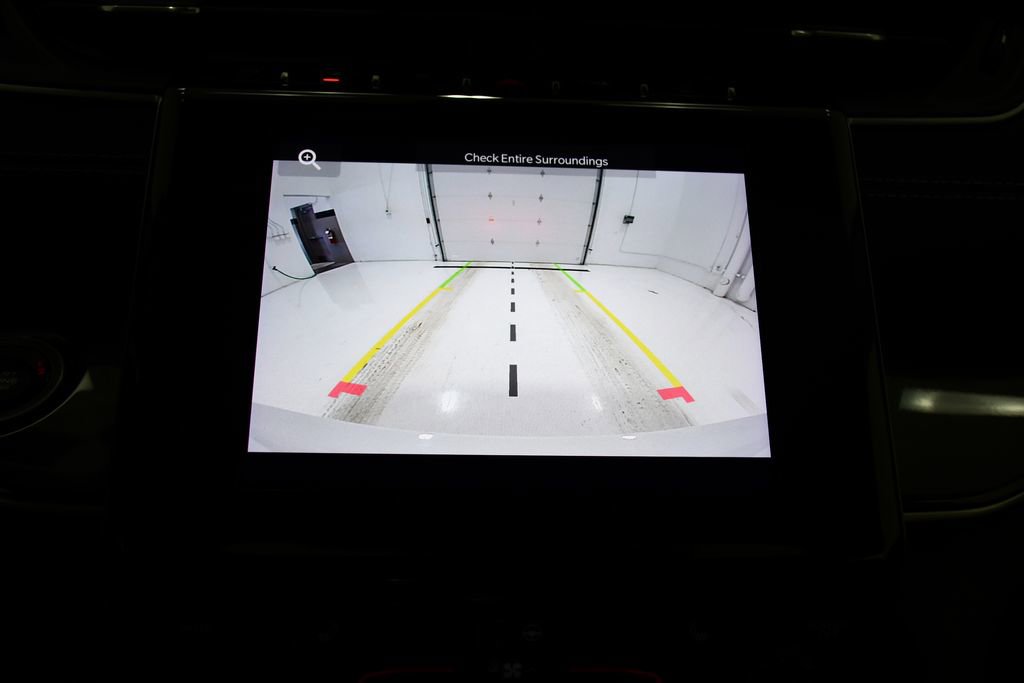 Used 2022 Jeep Grand Cherokee Laredo w/ Luxury Tech Group I image 14